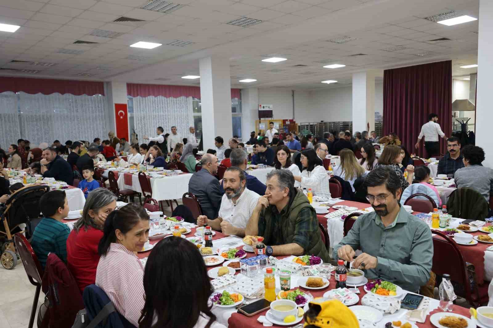 Bilecik&rsquo;te akademisyenler iftarda buluştu
