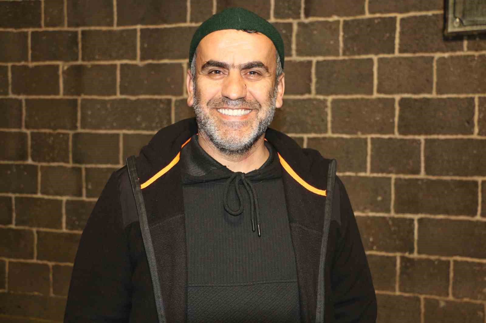 Diyarbakır&rsquo;daki bu camide teravihte bir c&uuml;z okunuyor
