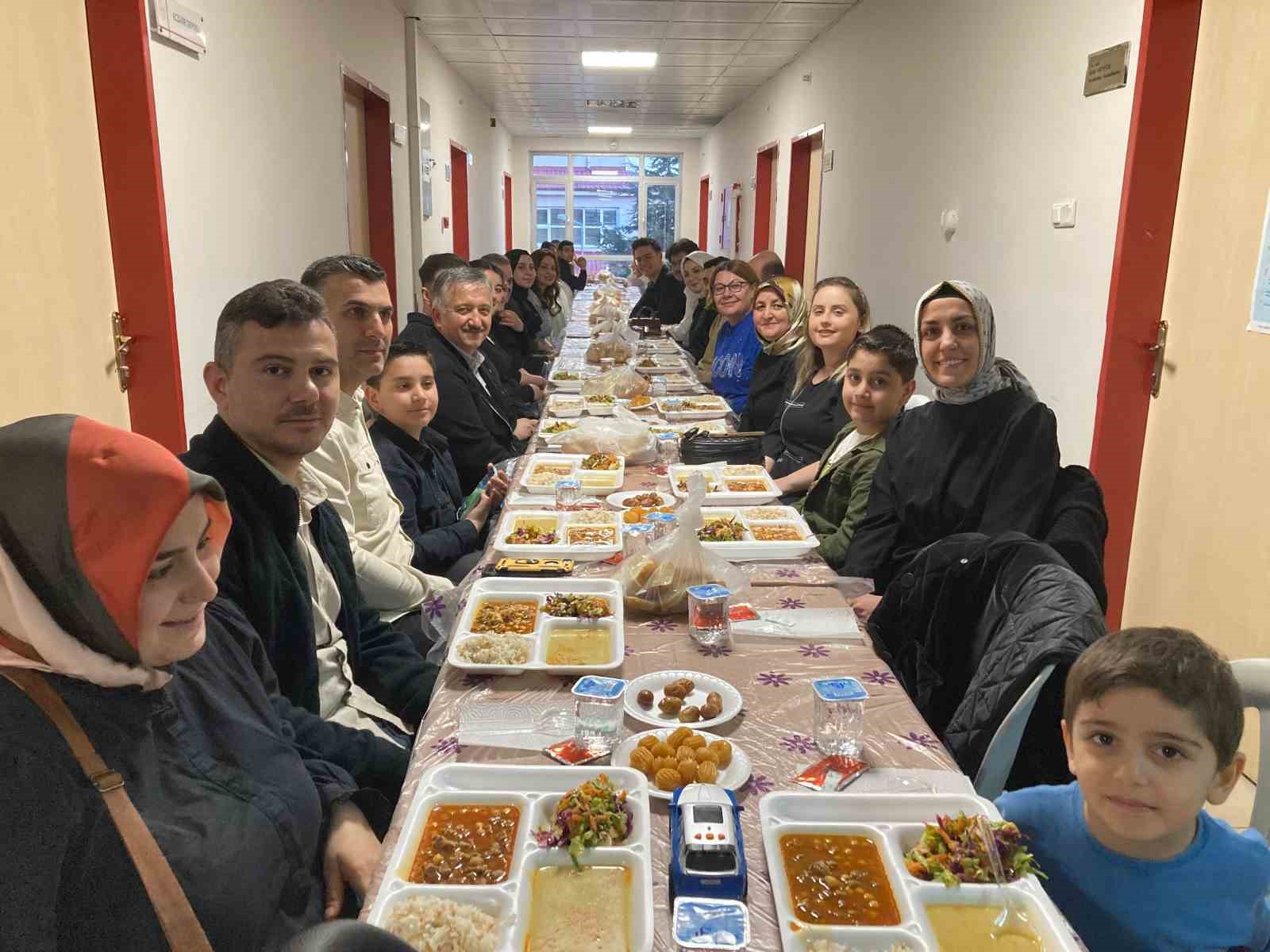 Sultandağı’nda tıp bayramı iftarı