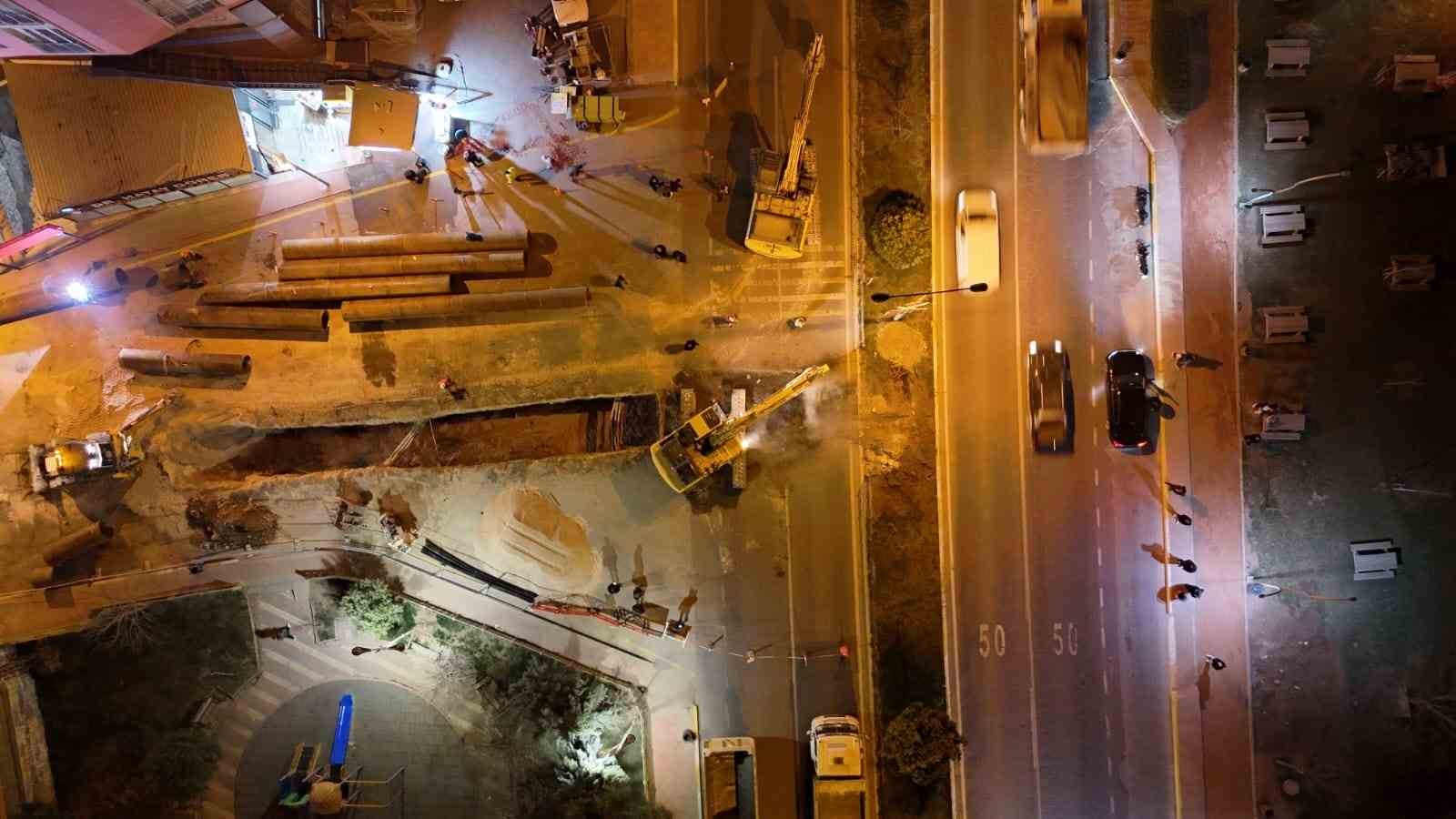 Vali Ozan Caddesi trafiğe açıldı, içme suyu projesinde önemli aşama tamamlandı