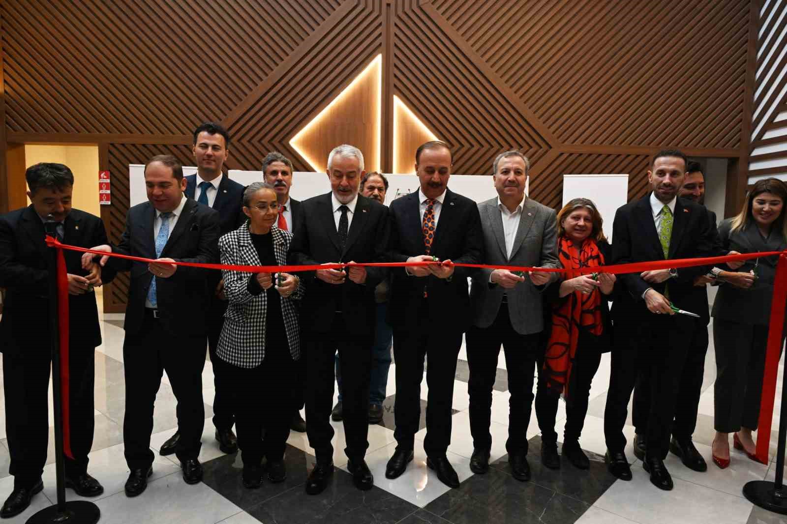 Isparta geleneksel el sanatları festivali başladı