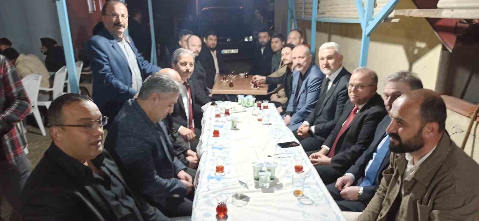 Devrek MHP İlçe  Başkanlığından iftar programı