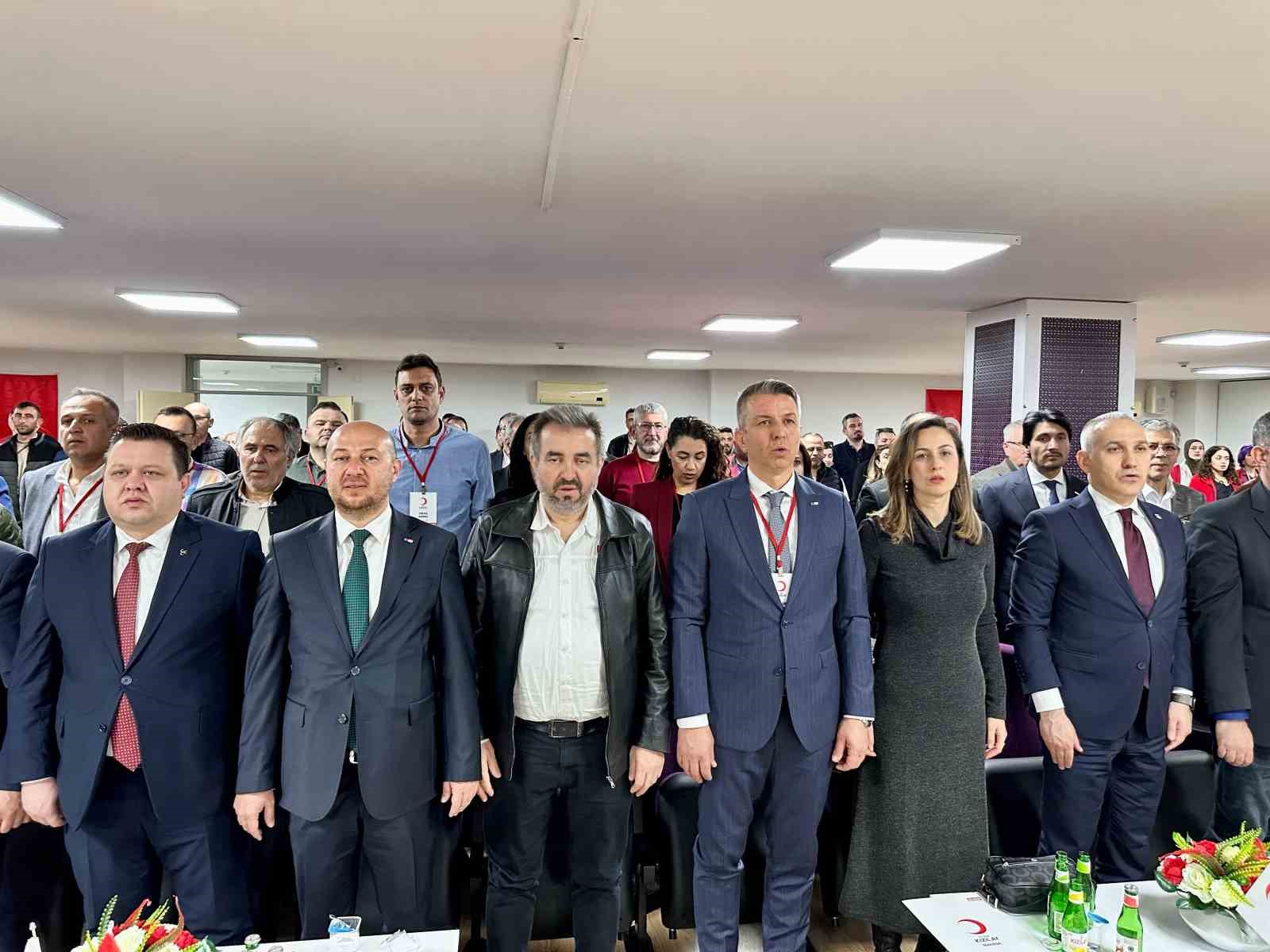 Öner Gürsel, yeniden Türk Kızılay Manisa İl Başkanlığına seçildi