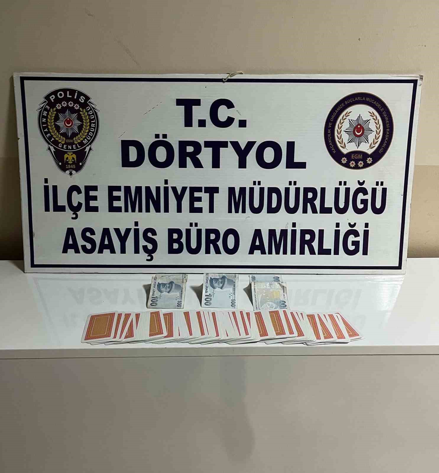 Dörtyol’da kumar oynayan 3 şahsa 27 bin TL ceza uygulandı