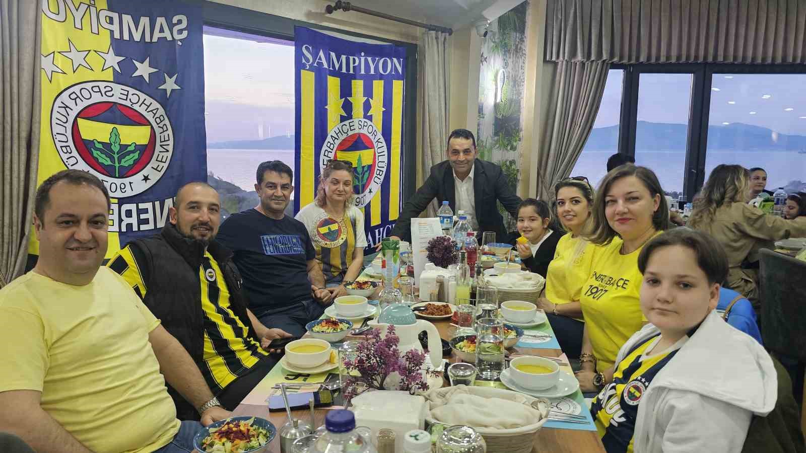 Harbi Fenerbah&ccedil;eliler İftar sofrasında buluştu

