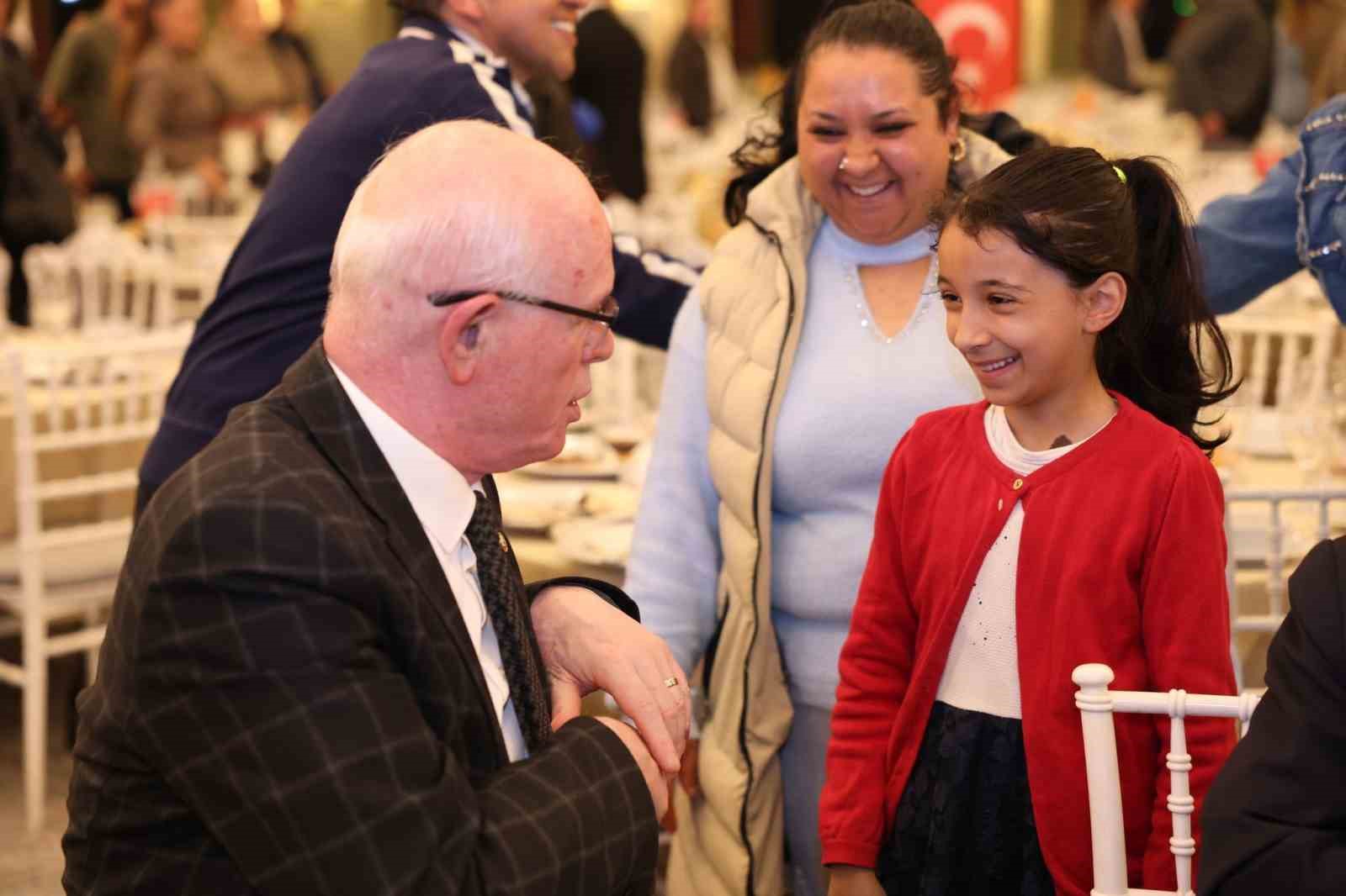 Odunpazarı Belediyesi aile iftarında buluştu
