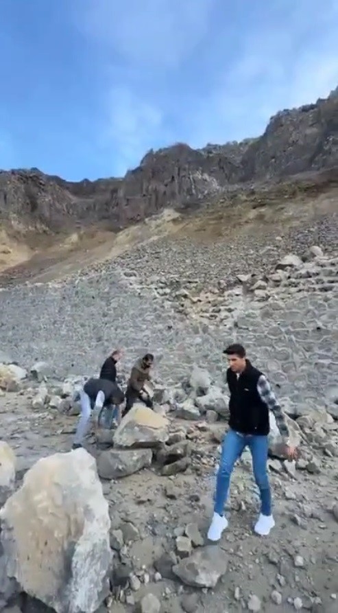 Sarıkamış-Kağızman yolunda heyelan
