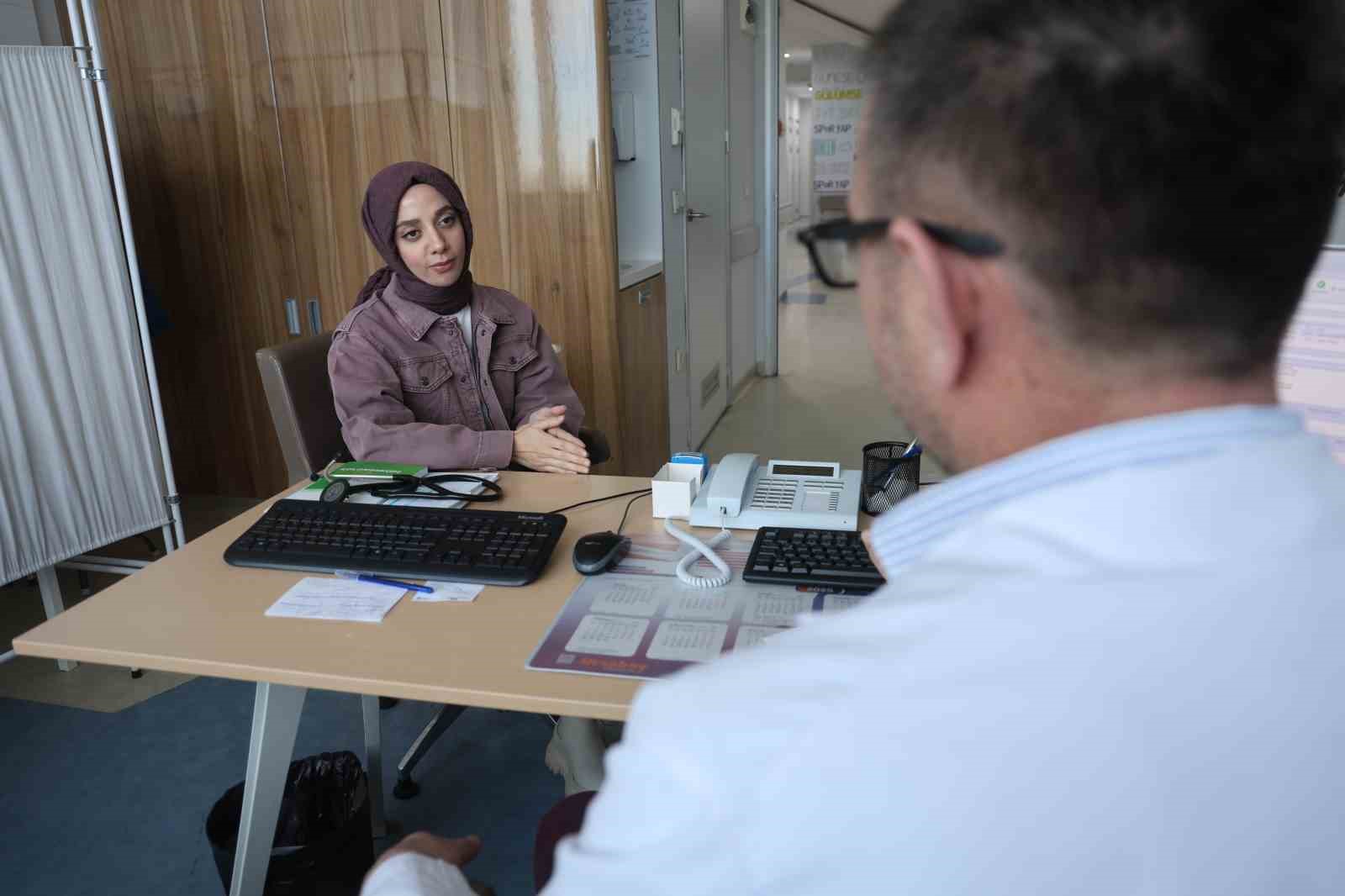 Yemek yeme süresinden şüphelendi hastalıktan kurtuldu
