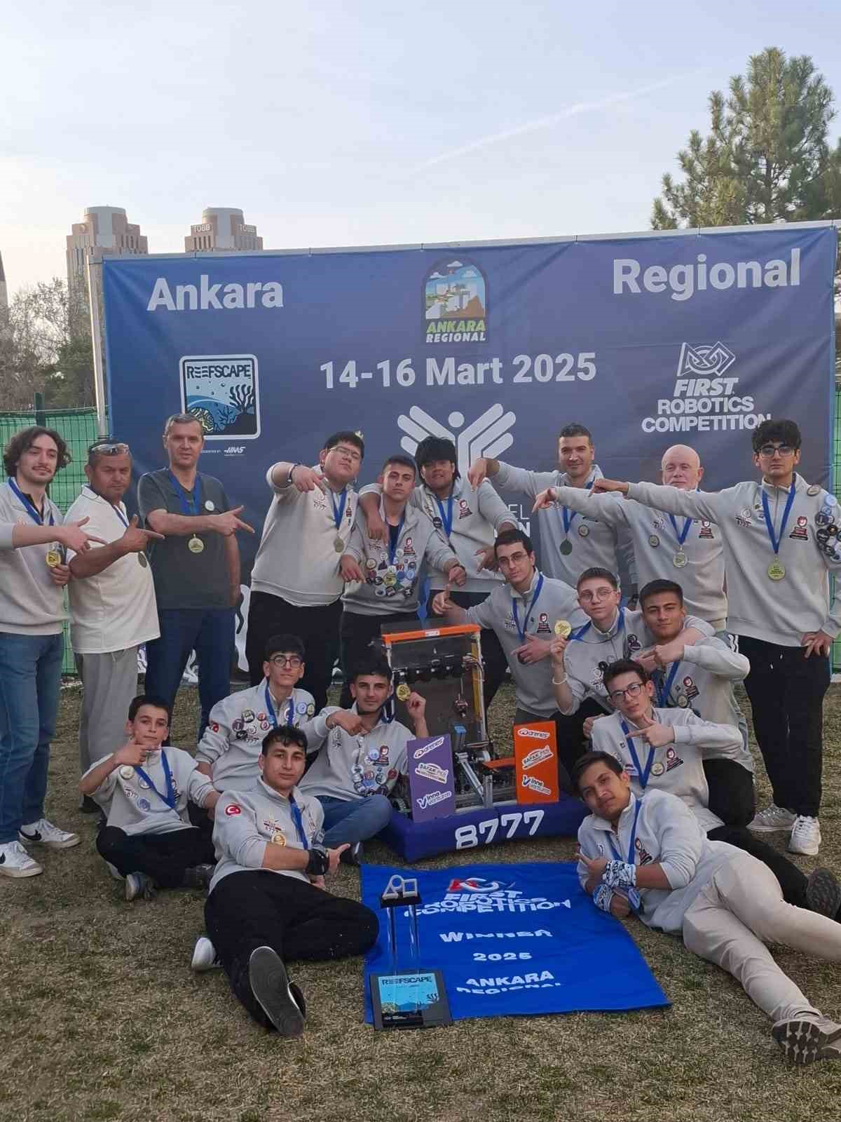 SafranTech takımı FRC 2025 Türkiye Şampiyonu oldu