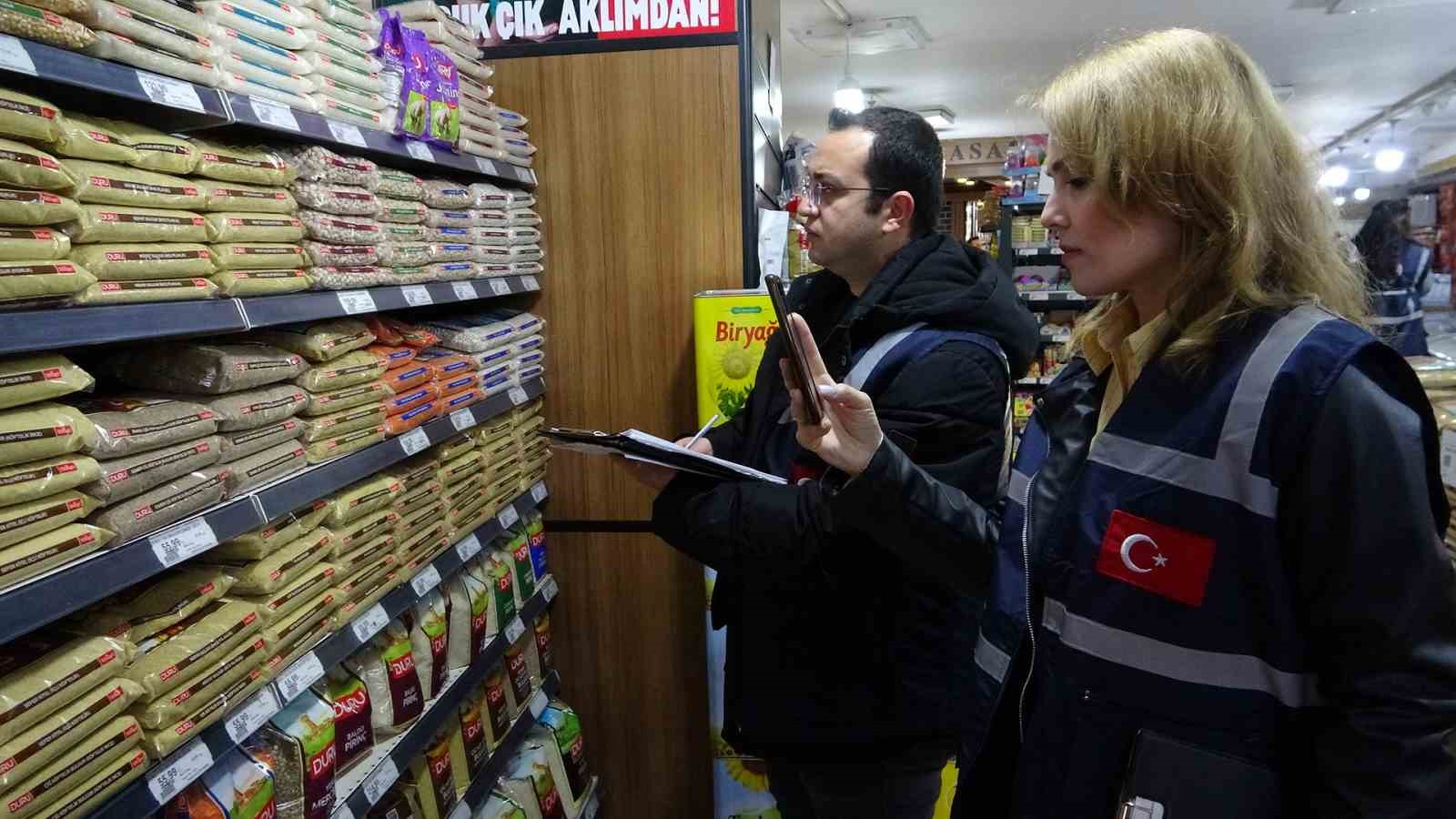 Van Ticaret İl M&uuml;d&uuml;rl&uuml;ğ&uuml; market denetimlerini s&uuml;rd&uuml;r&uuml;yor
