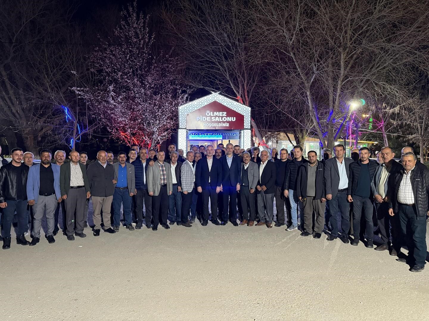 AK Parti Gediz’de esnafları dinledi