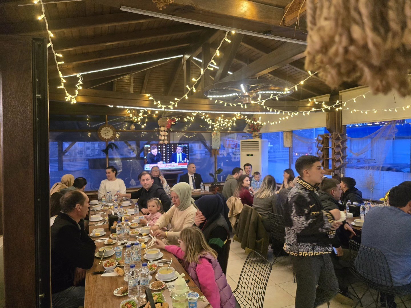 Bayırk&ouml;y Belediyesi personelleri iftarda bir araya geldi
