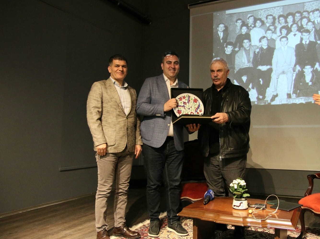 ‘Bursa Bellek- Kent Söyleşileri’nin konuğu Halil Ergün oldu