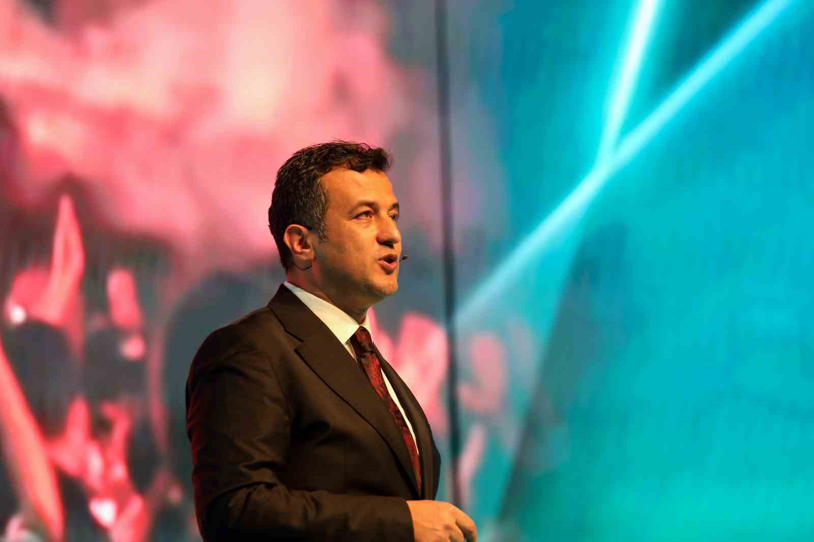 Büyükşehir yaşlılara ve hasta yakınlarına "nefes" oluyor