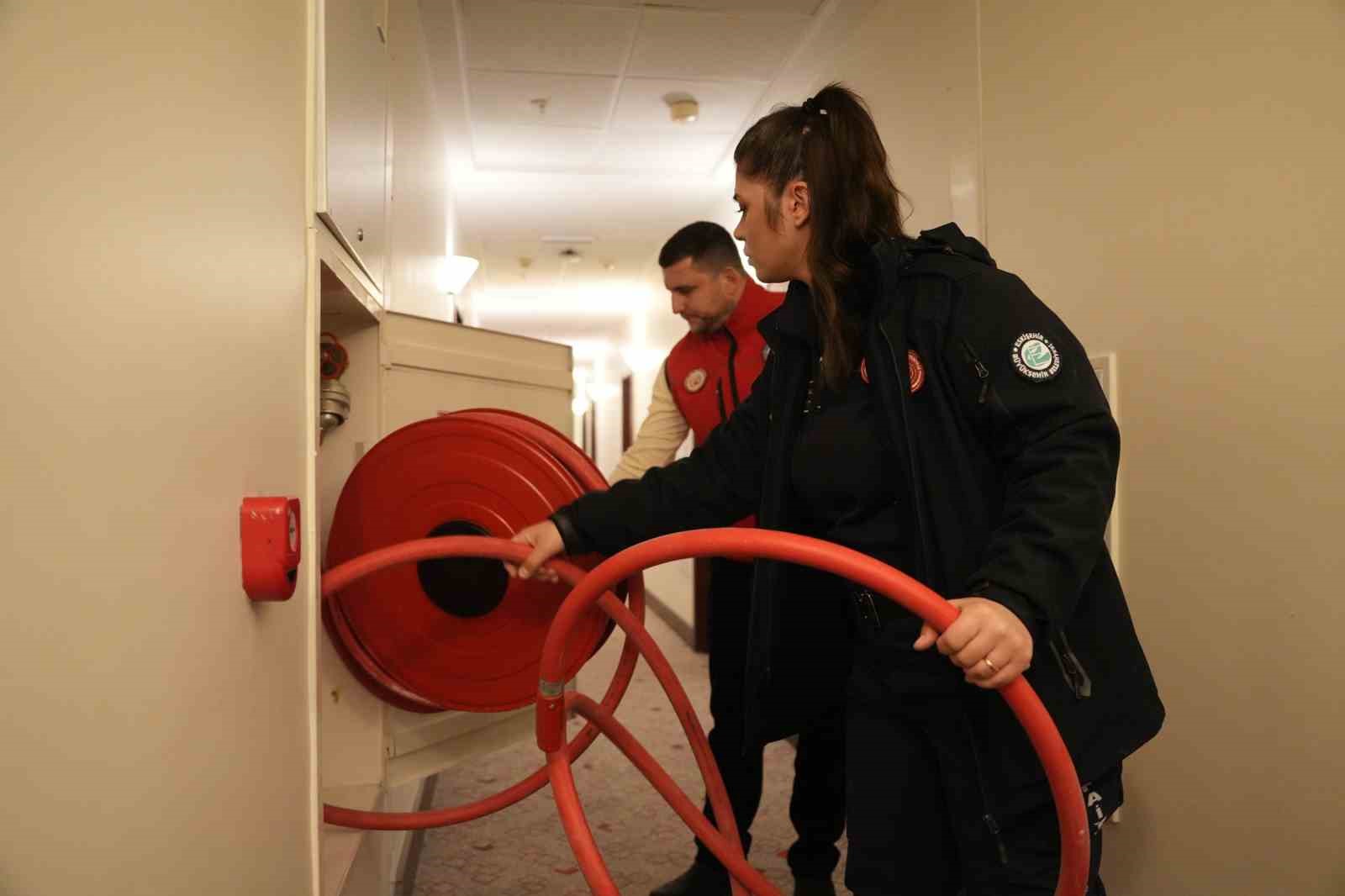 Eskişehir İtfaiyesi&rsquo;nin yangın g&uuml;venliği denetimleri s&uuml;r&uuml;yor
