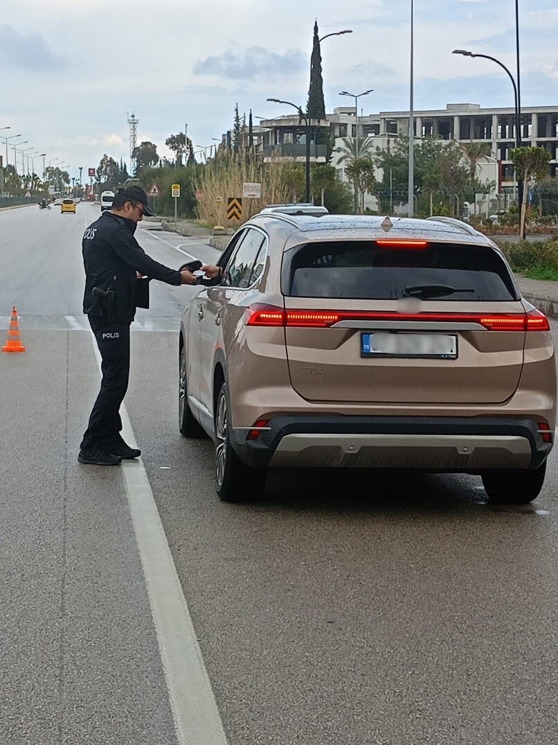 Antalya&rsquo;da son bir haftada 201 ş&uuml;pheli tutuklandı

