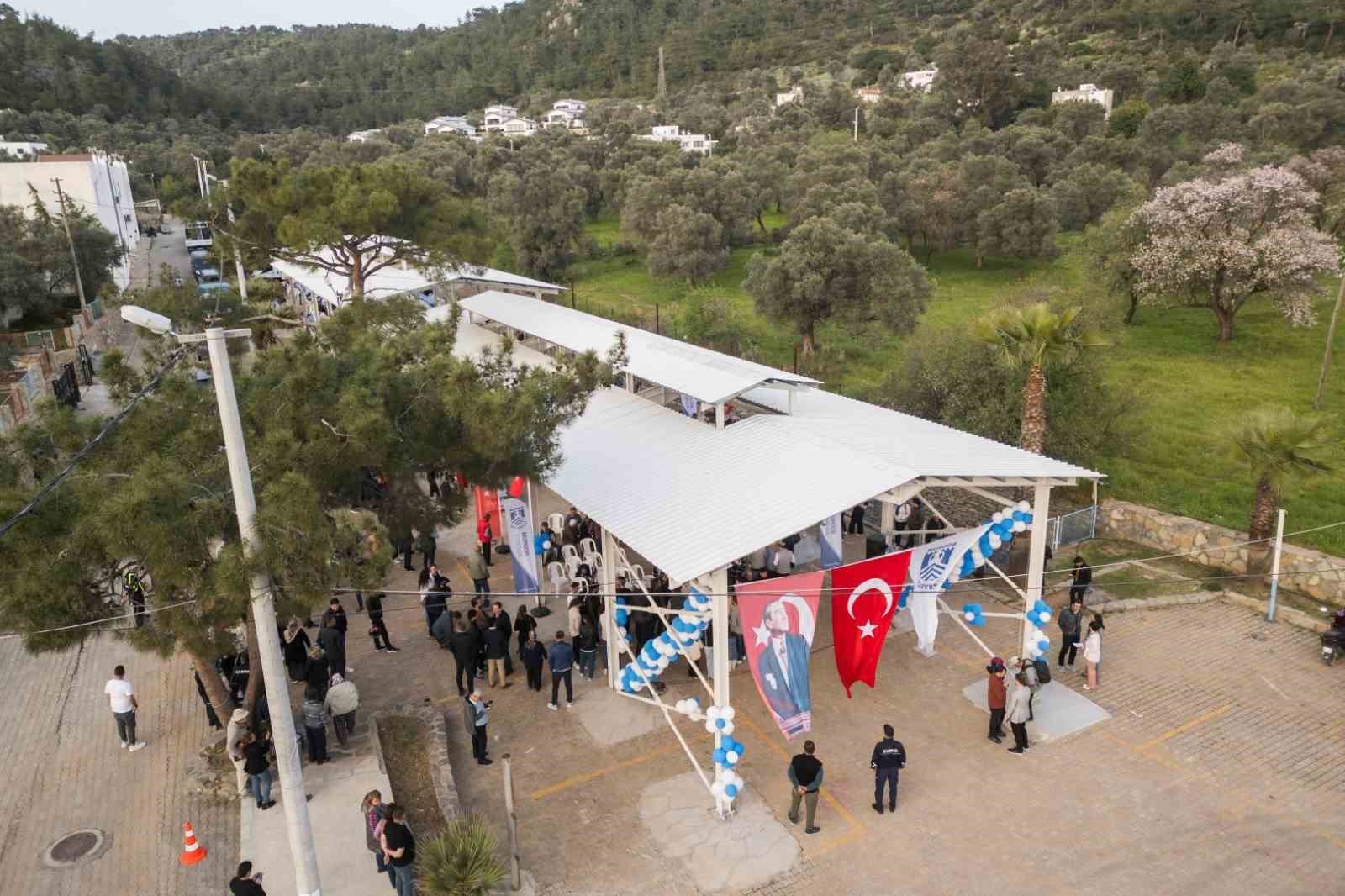 Kızılağa&ccedil; Pazar Yeri&rsquo;nin ilk etabı tamamlandı
