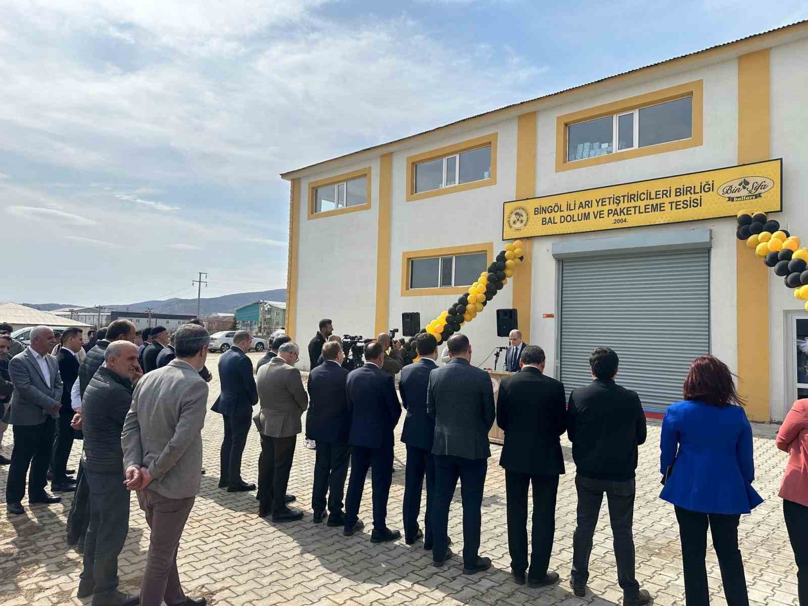 AB&rsquo;de coğrafi işaret alan Bing&ouml;l balının ilk dolumu ger&ccedil;ekleşti
