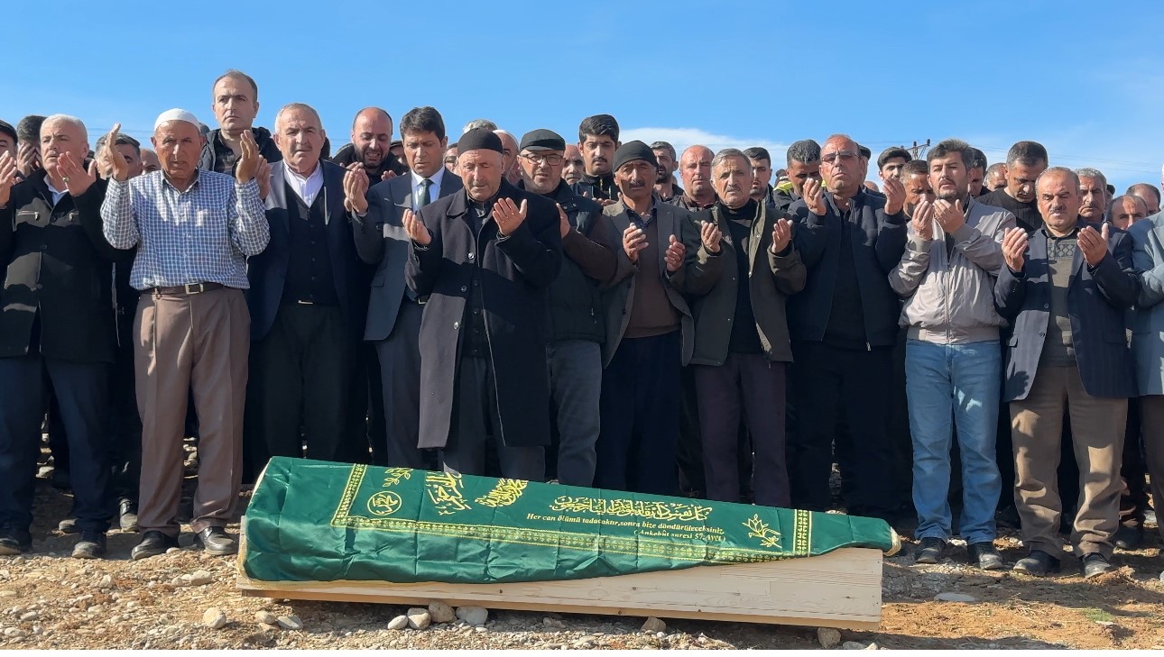 Belgrad Ormanı’nda ölü bulunan Fahrettin Öter memleketi Hakkari’de toprağa verildi