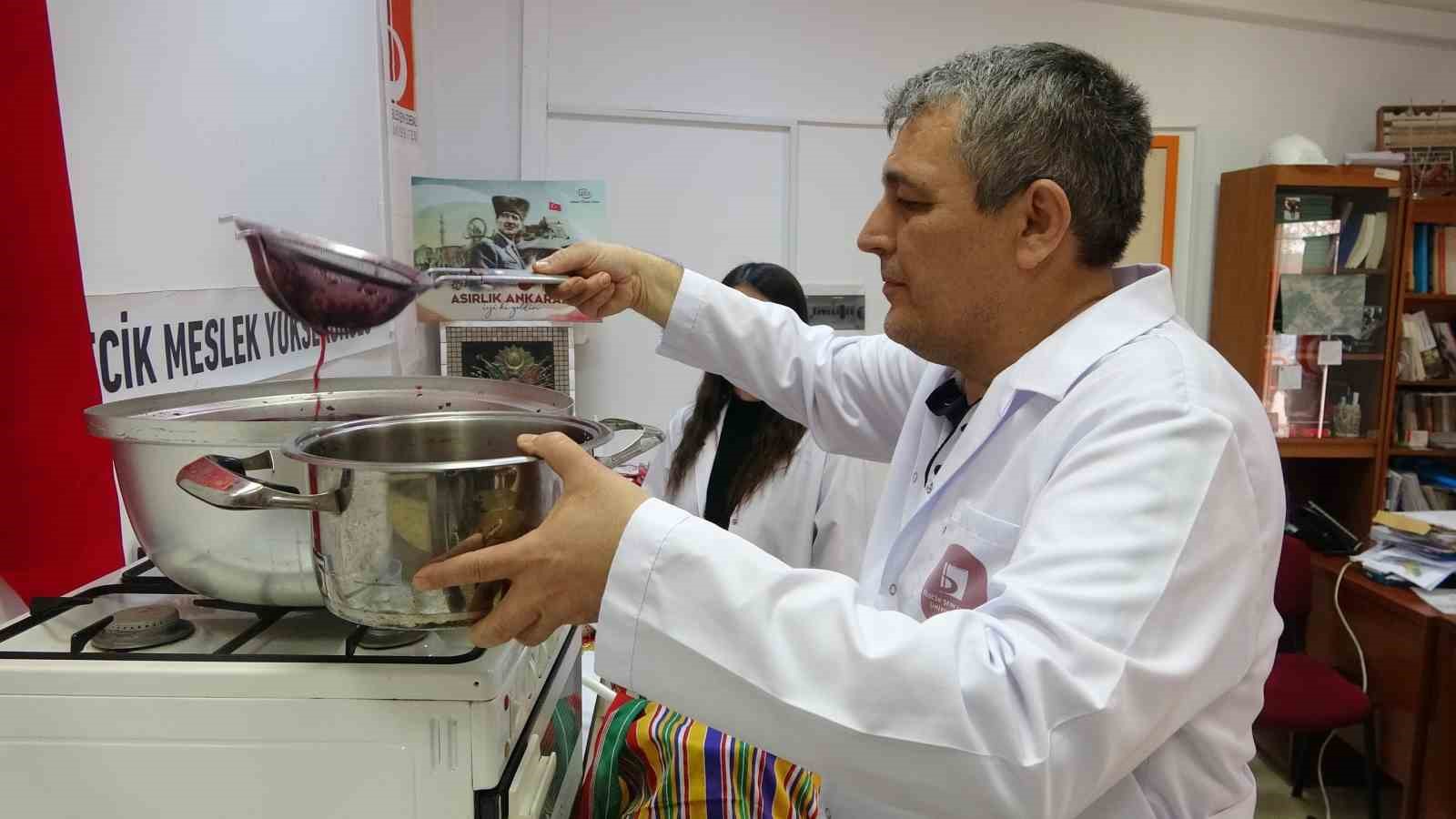 Yedi asırlık tarifi ile Osmanlı şerbeti
