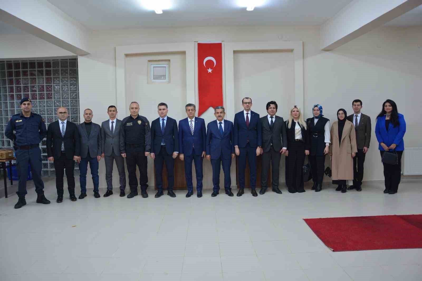 Şırnak T Tipi Kapalı ve A&ccedil;ık Ceza İnfaz Kurumunda iftar programı
