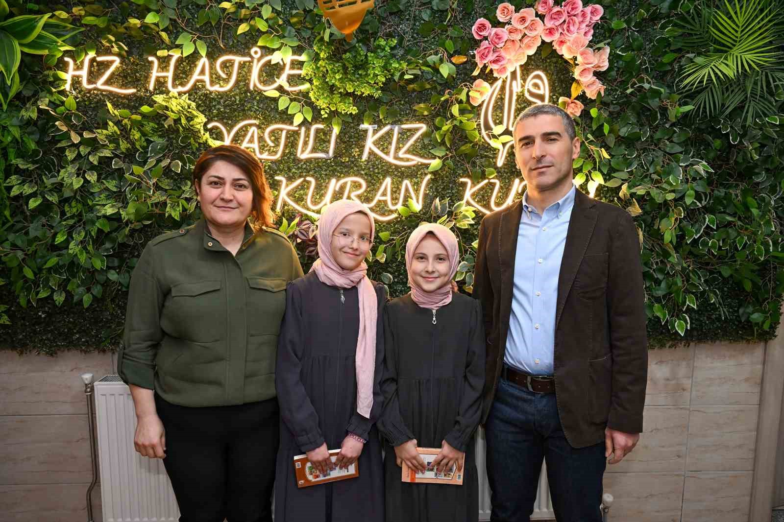 Vali Aktaş, Hz. Hatice Yatılı Hafızlık Kız Kur’an Kursu öğrencileriyle iftar sofrasında buluştu