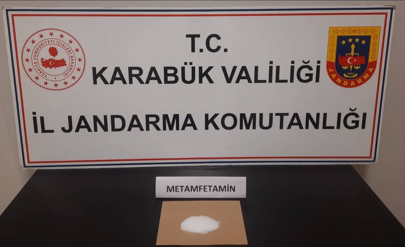 Karabük’te uyuşturucu operasyonları: 3 gözaltı
