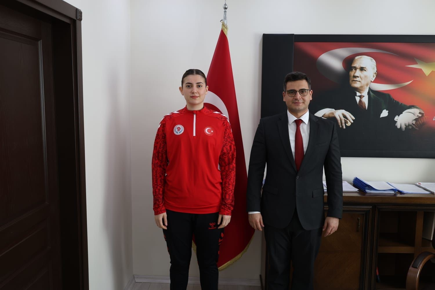 Milli Boks&ouml;r Rabia Y&uuml;ceer&rsquo;den b&uuml;y&uuml;k başarı
