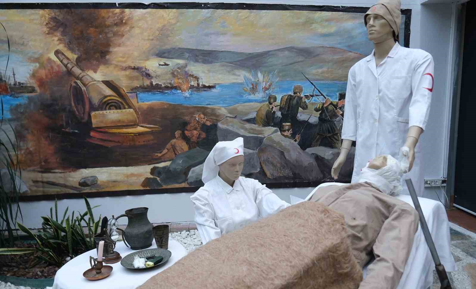 "Çanakkale İçinde Vurdular Beni’’ sergisi sanatseverlerle buluştu