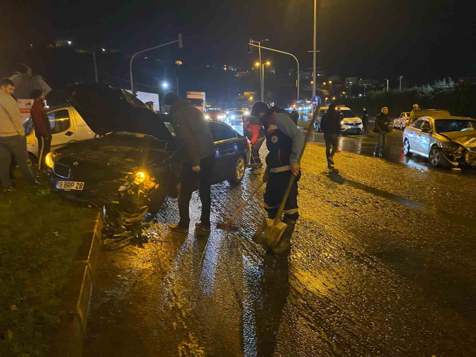 Karadeniz Ereğli’deki trafik kazasında iki kişi yaralandı