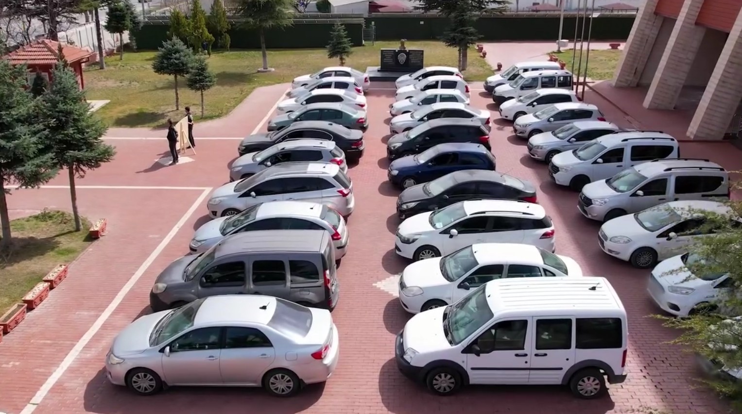 Isparta merkezli ’change’ operasyonu: 14 milyonluk vurgun ortaya çıktı