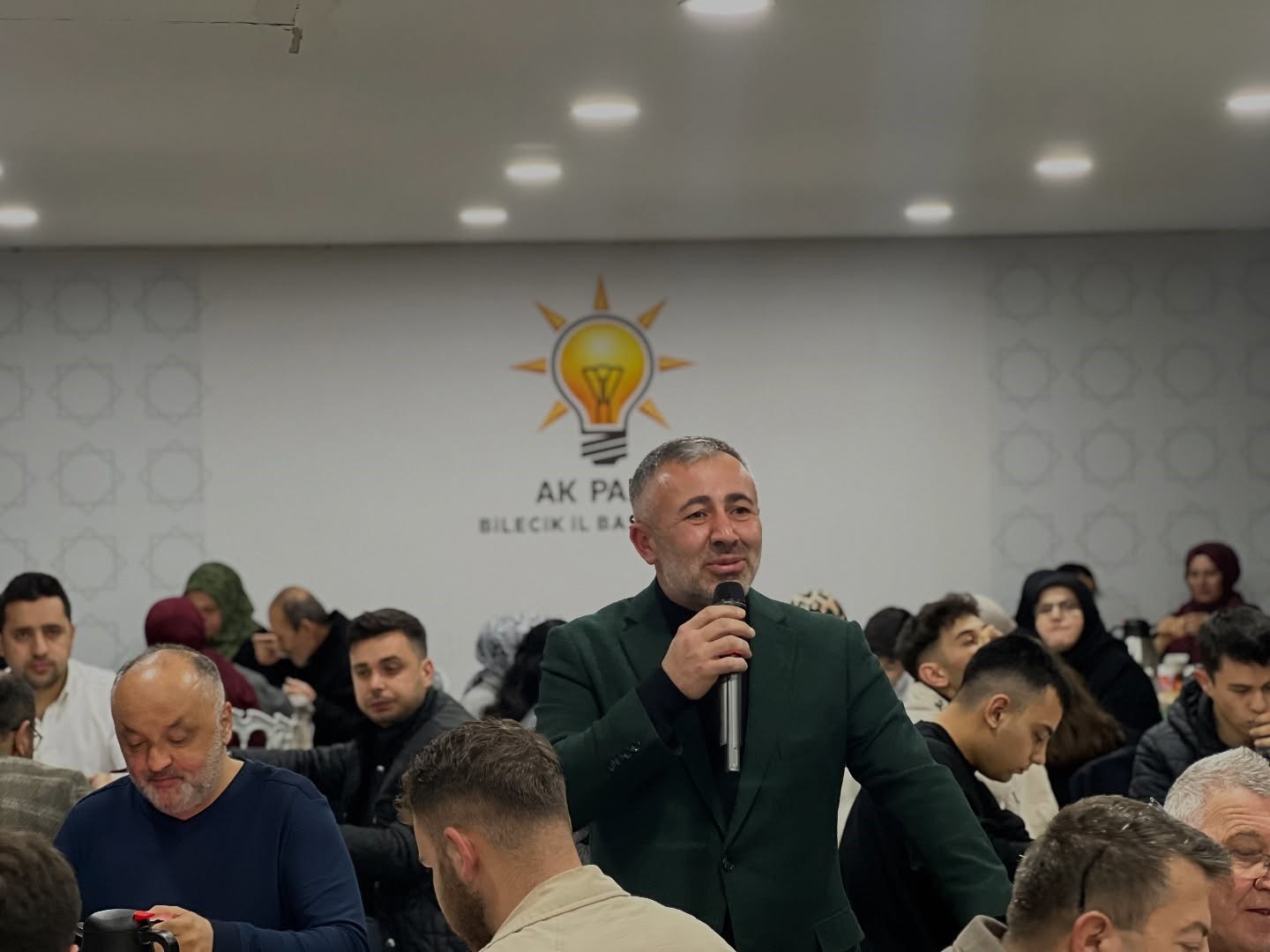 &lsquo;G&ouml;n&uuml;l Sofraları&rsquo; Bilecik&rsquo;te yerel basın ve STK&rsquo;ları buluşturdu
