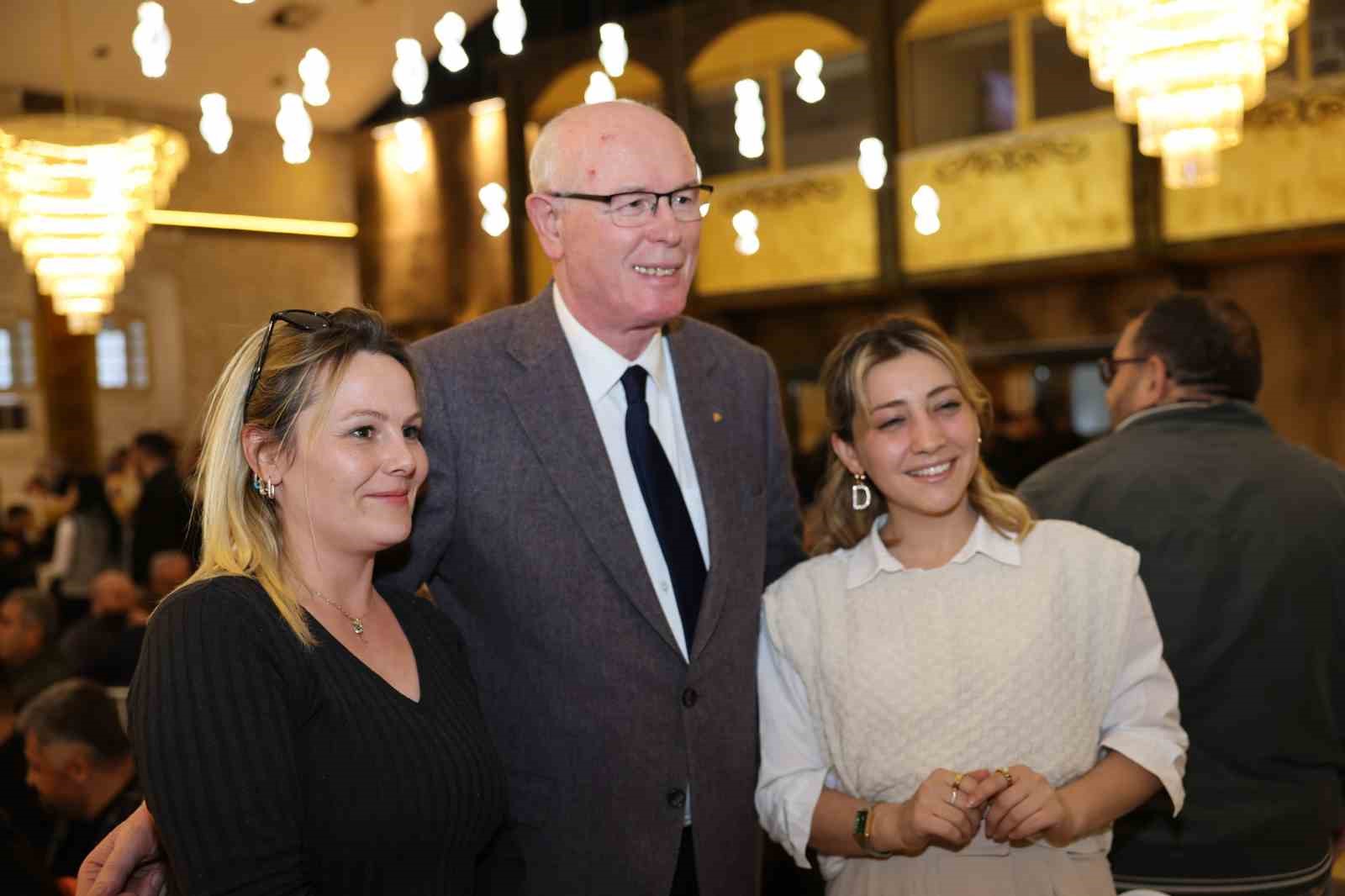 Odunpazarı Belediyesi&rsquo;nden birlik ve dayanışma sofrası
