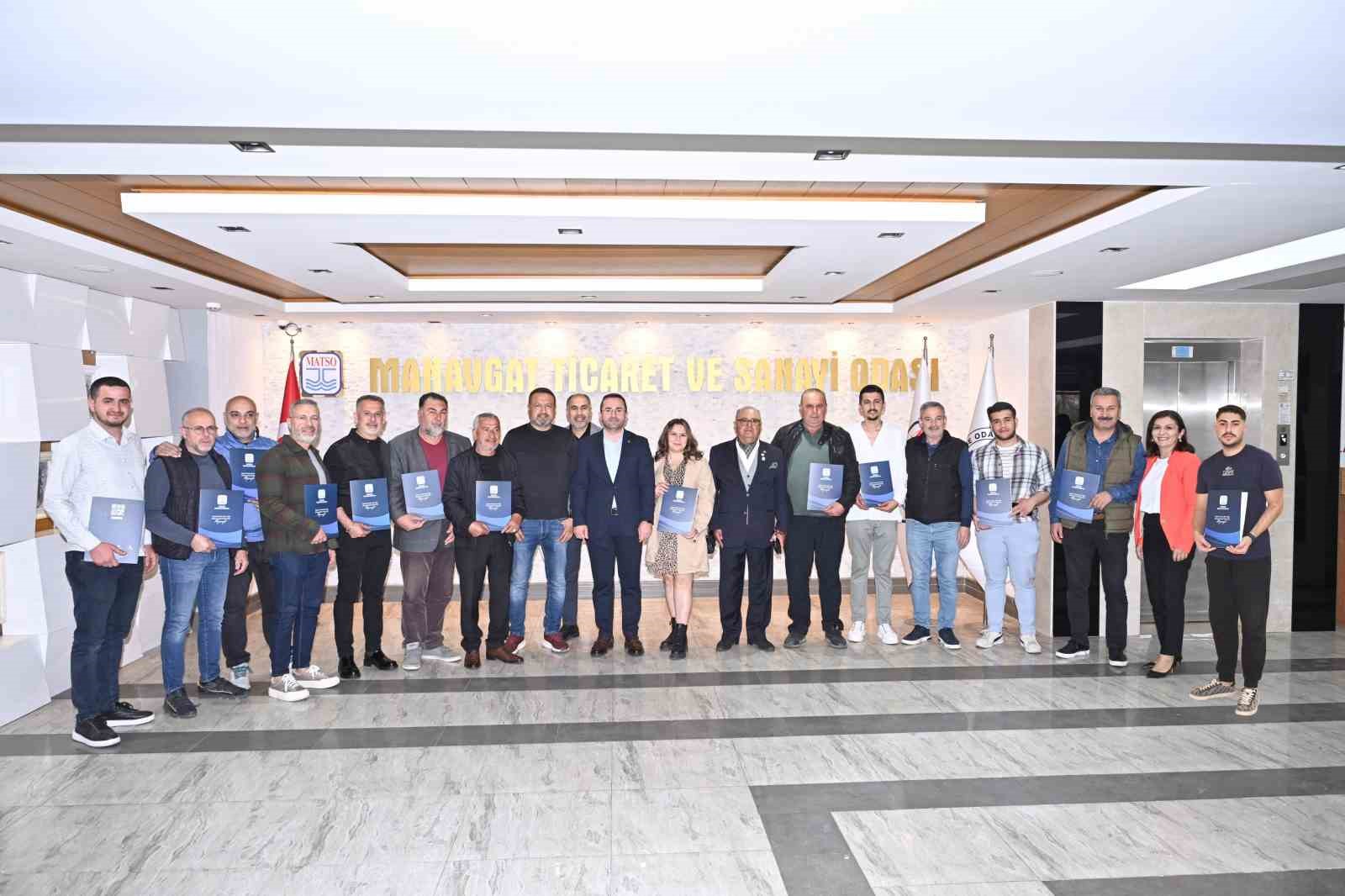 MATSO’da galericilik ve emlakçılık mesleki yeterlilik belgeleri törenle verildi