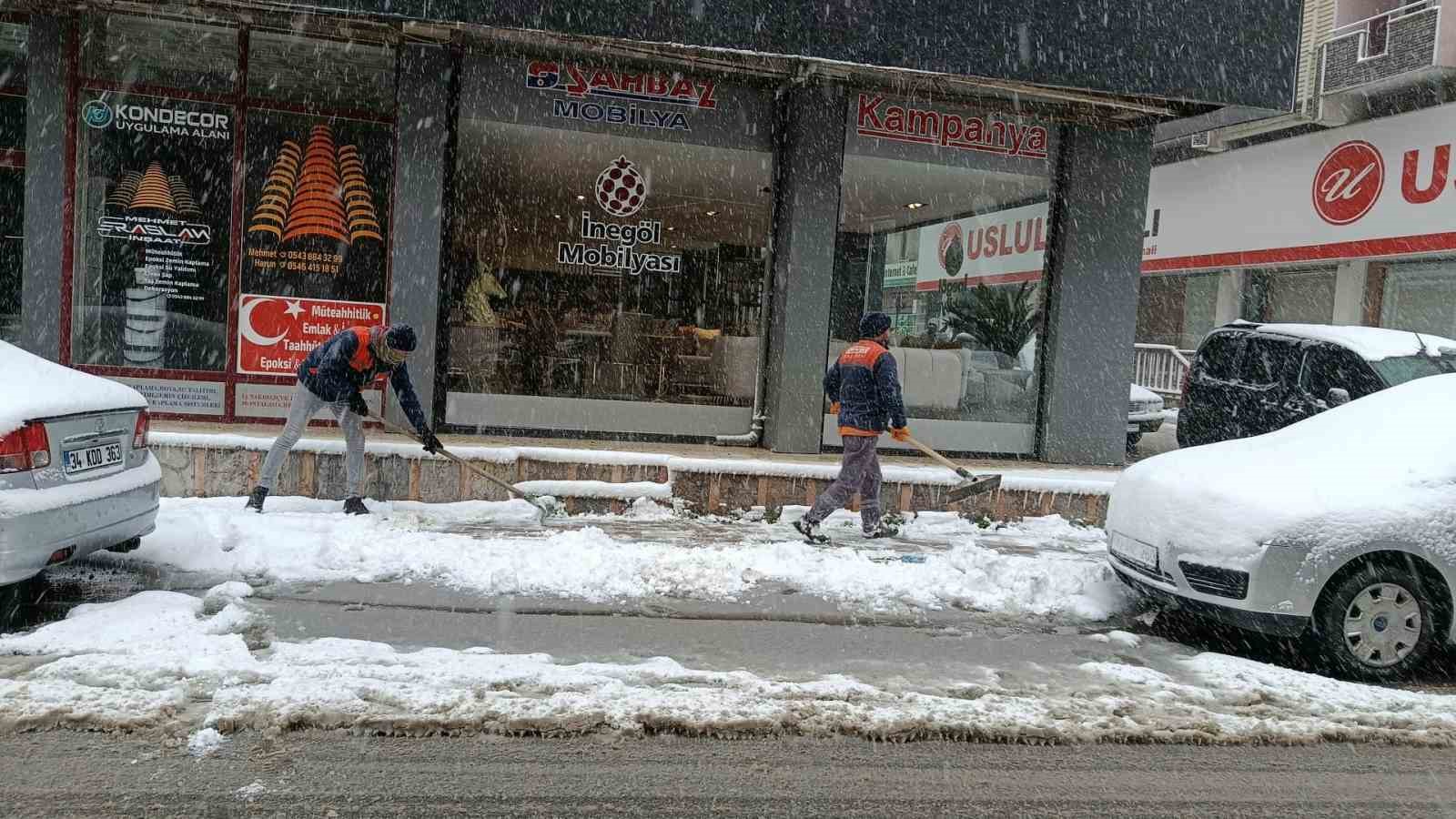 Beyşehir&rsquo;de kar sevinci
