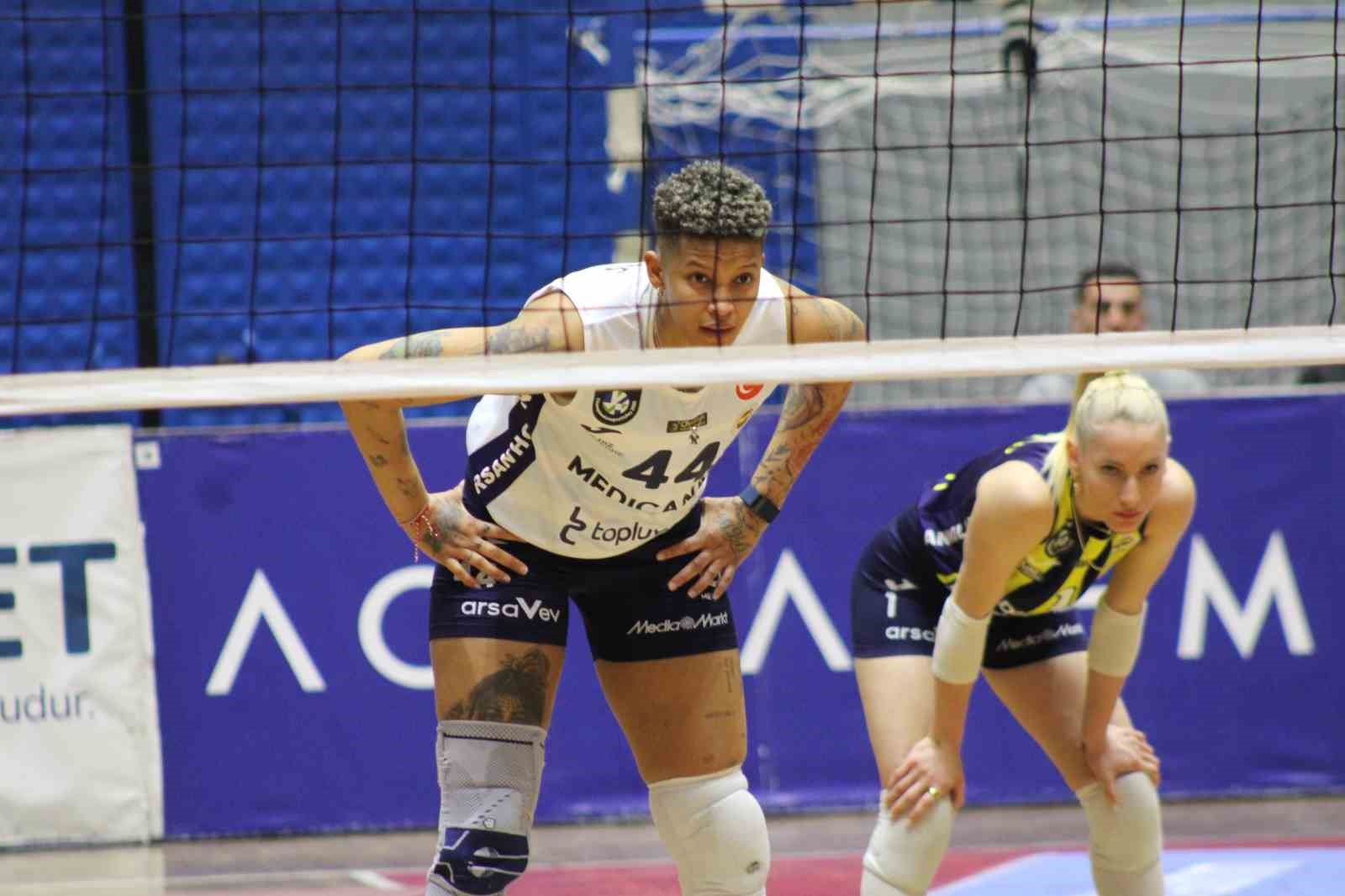 Sultanlar Ligi: Aydın Büyükşehir Belediyespor: 0 - Fenerbahçe: 3
