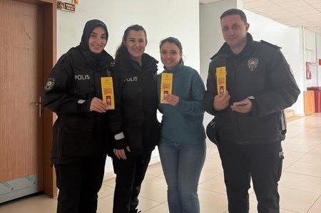 Polis KADES bilgilendirmesi yaptı