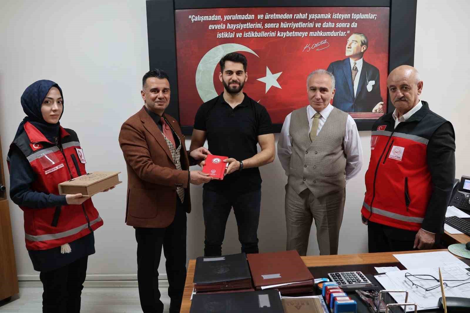 Koruma altındaki gençlere anlamlı işyeri ziyareti