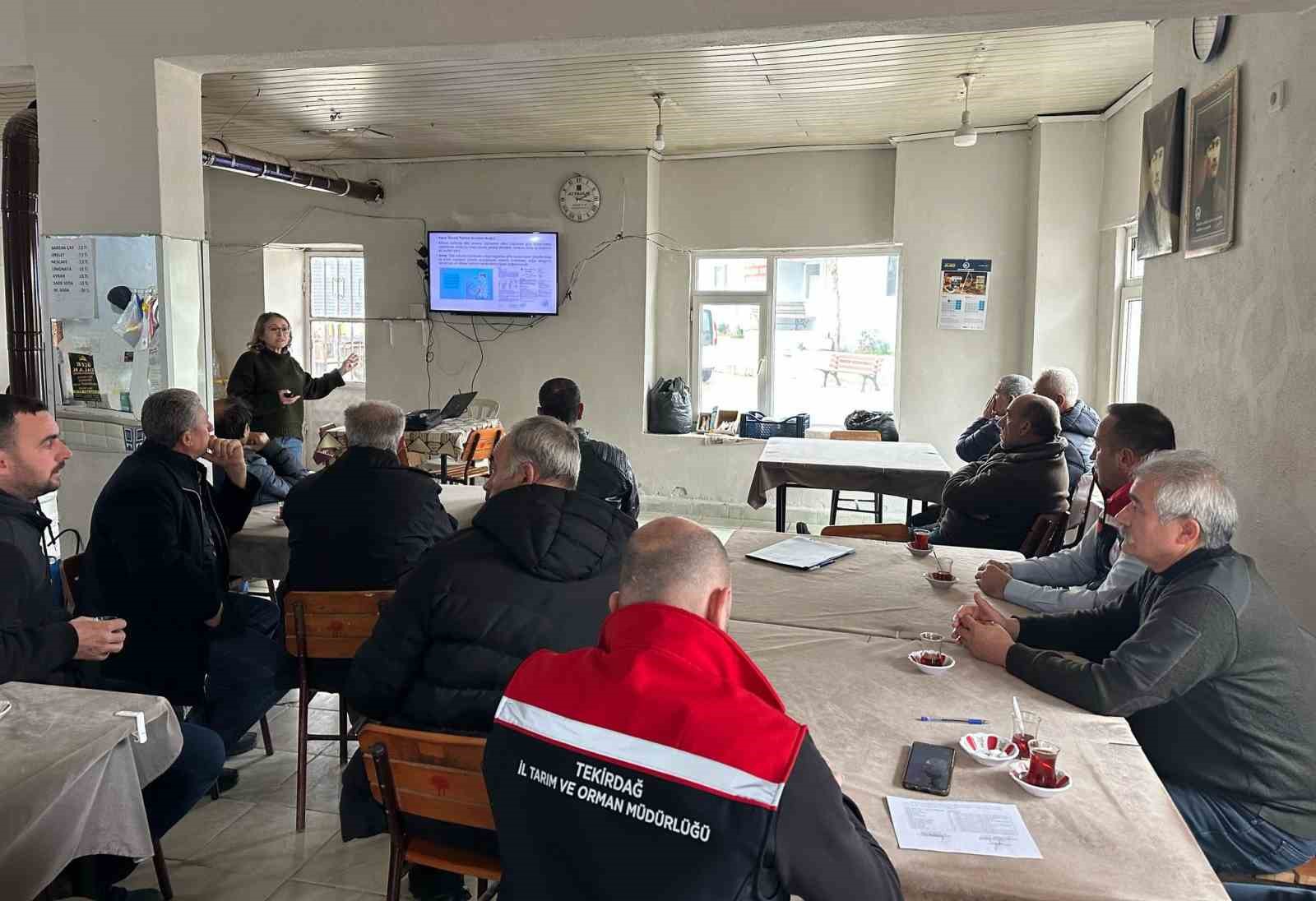 Tekirdağ’da pestisit denetimleri için üreticilere eğitim verildi

