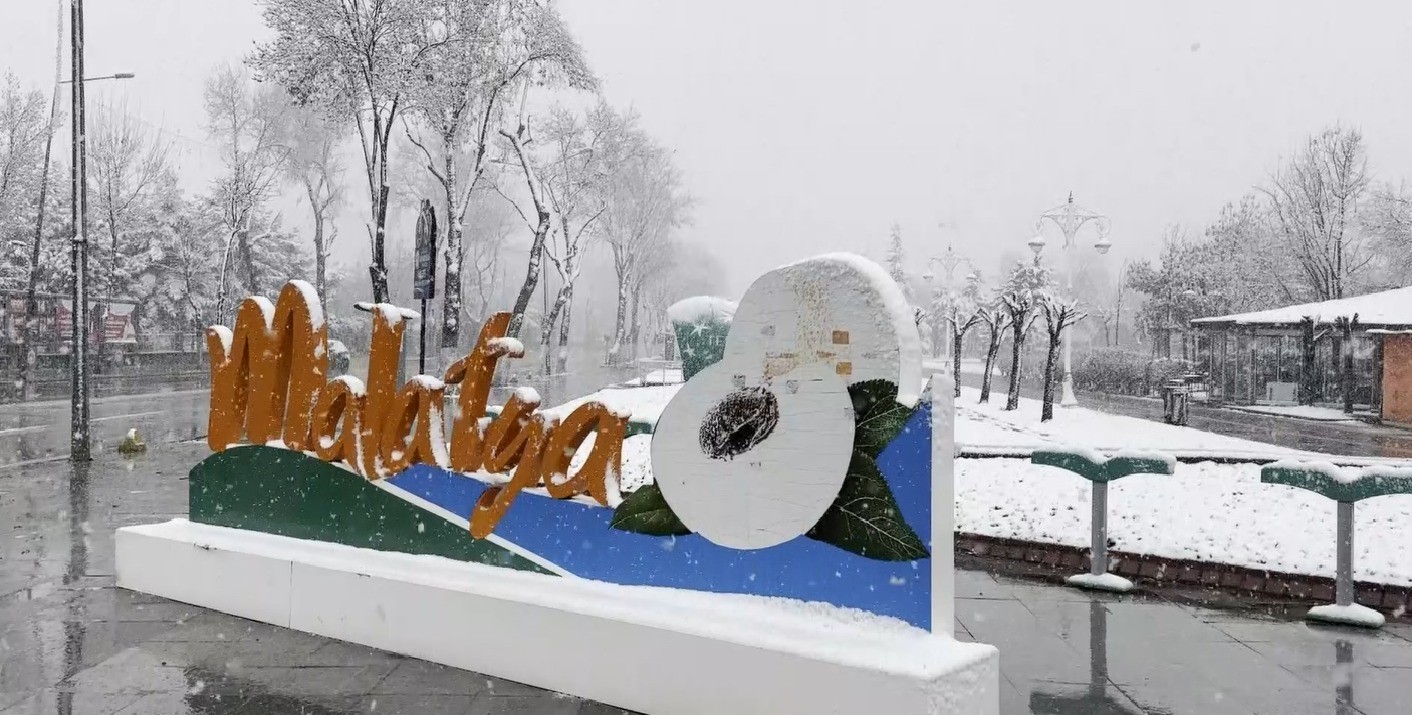 Malatya’da kar yağışı hayatı olumsuz etkiliyor
