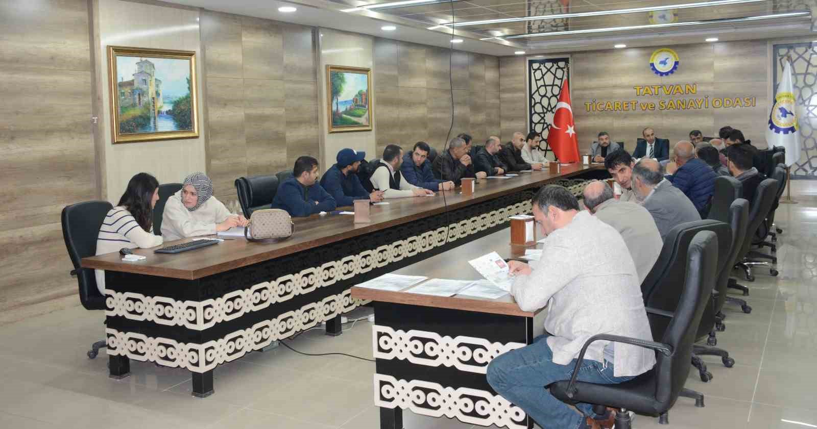 Tatvan’da "Kırsal Kalkınma Yatırımları Hibe Destek Programı" toplantısı düzenlendi
