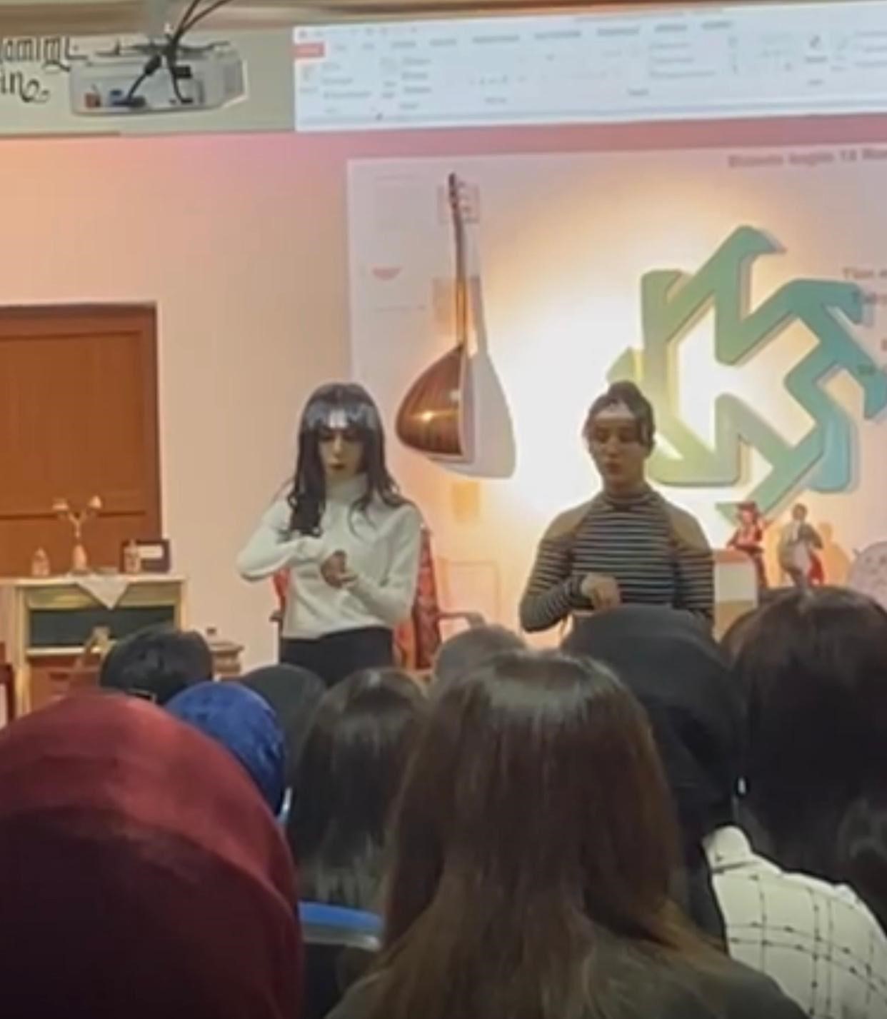 Kağızman&rsquo;da panel ve m&uuml;zik dinletisi
