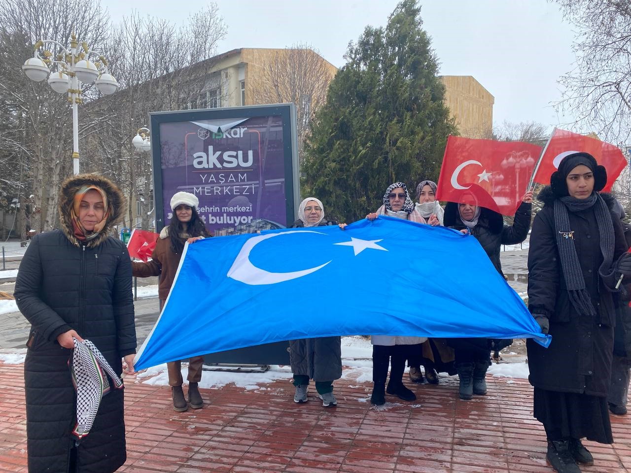 Üniversite öğrencilerinden, Doğu Türkistan’a destek yürüyüşü 