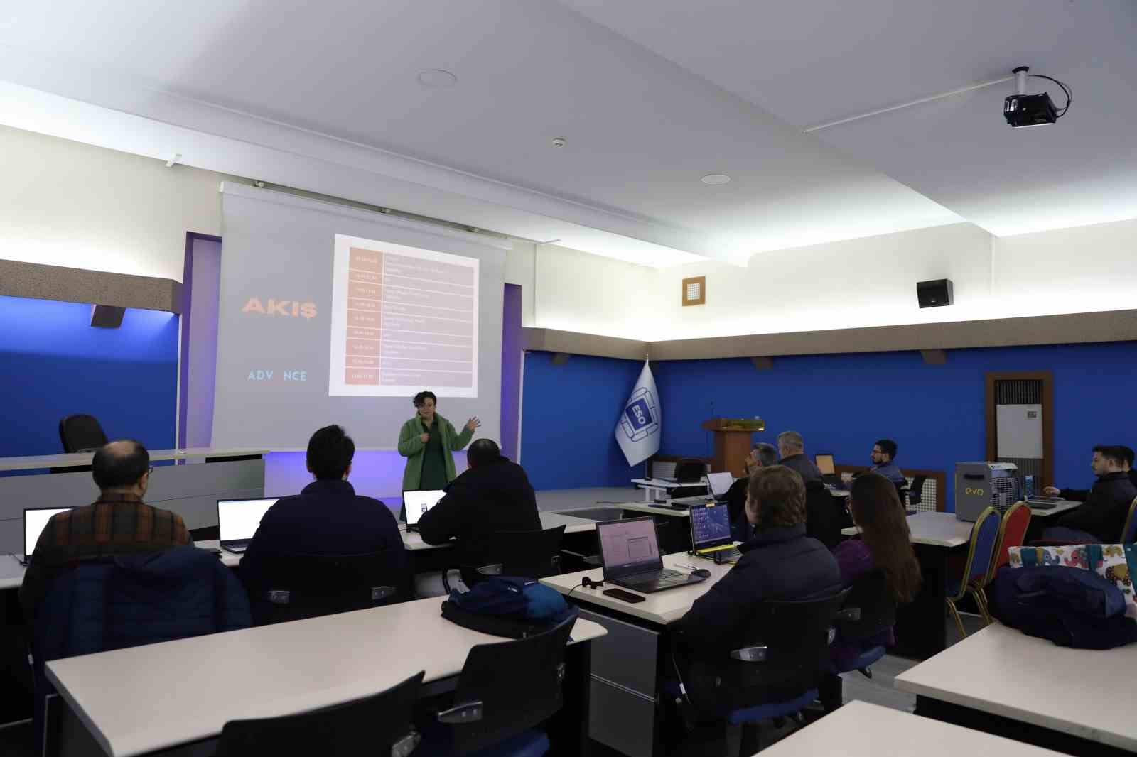 ESO Akademi&rsquo;den sunum becerileri eğitimi
