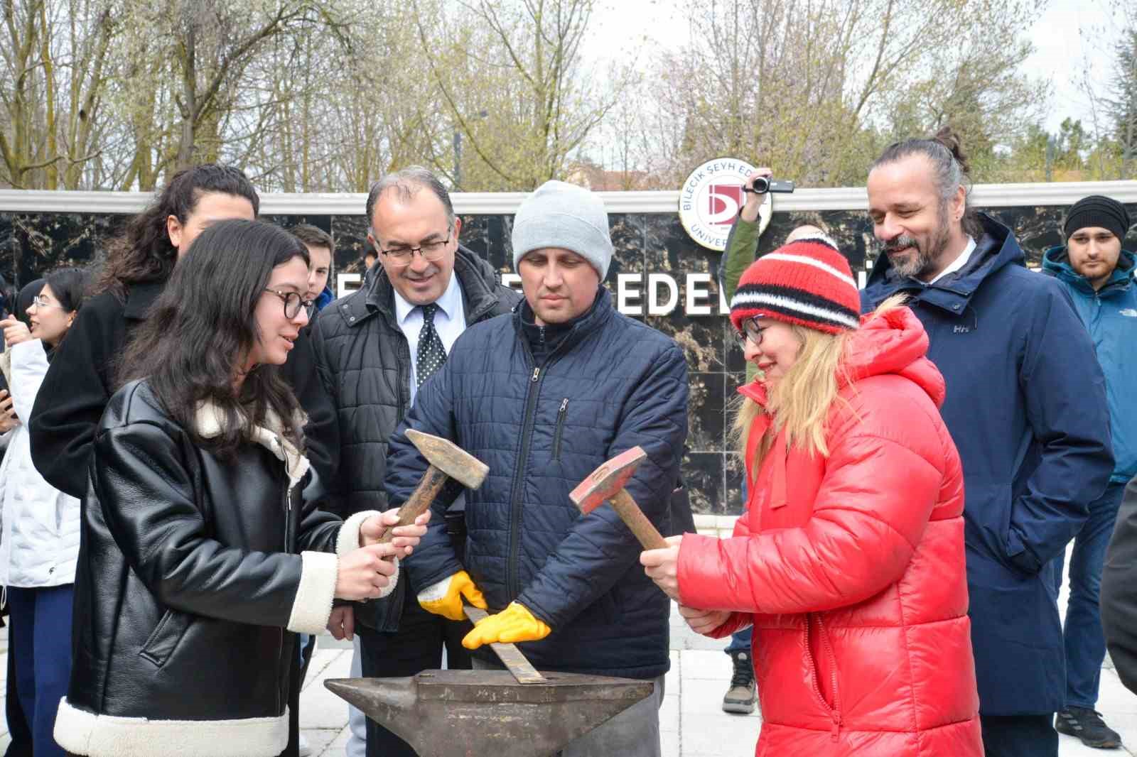 &lsquo;Nevruz Bayramı&rsquo; coşkuyla kutlandı
