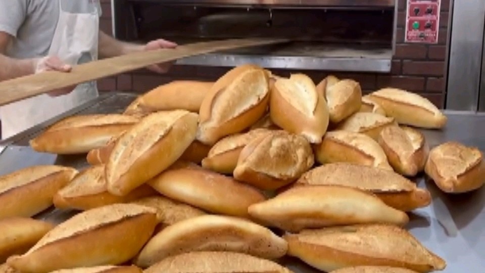 Edirne’de 220 gram ekmek 15 lira