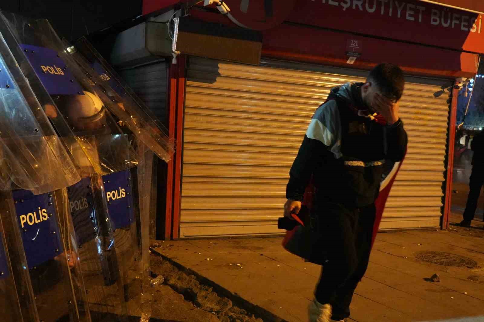 Ankara’da, Ekrem İmamoğlu’nun tutuklanması protesto edildi
