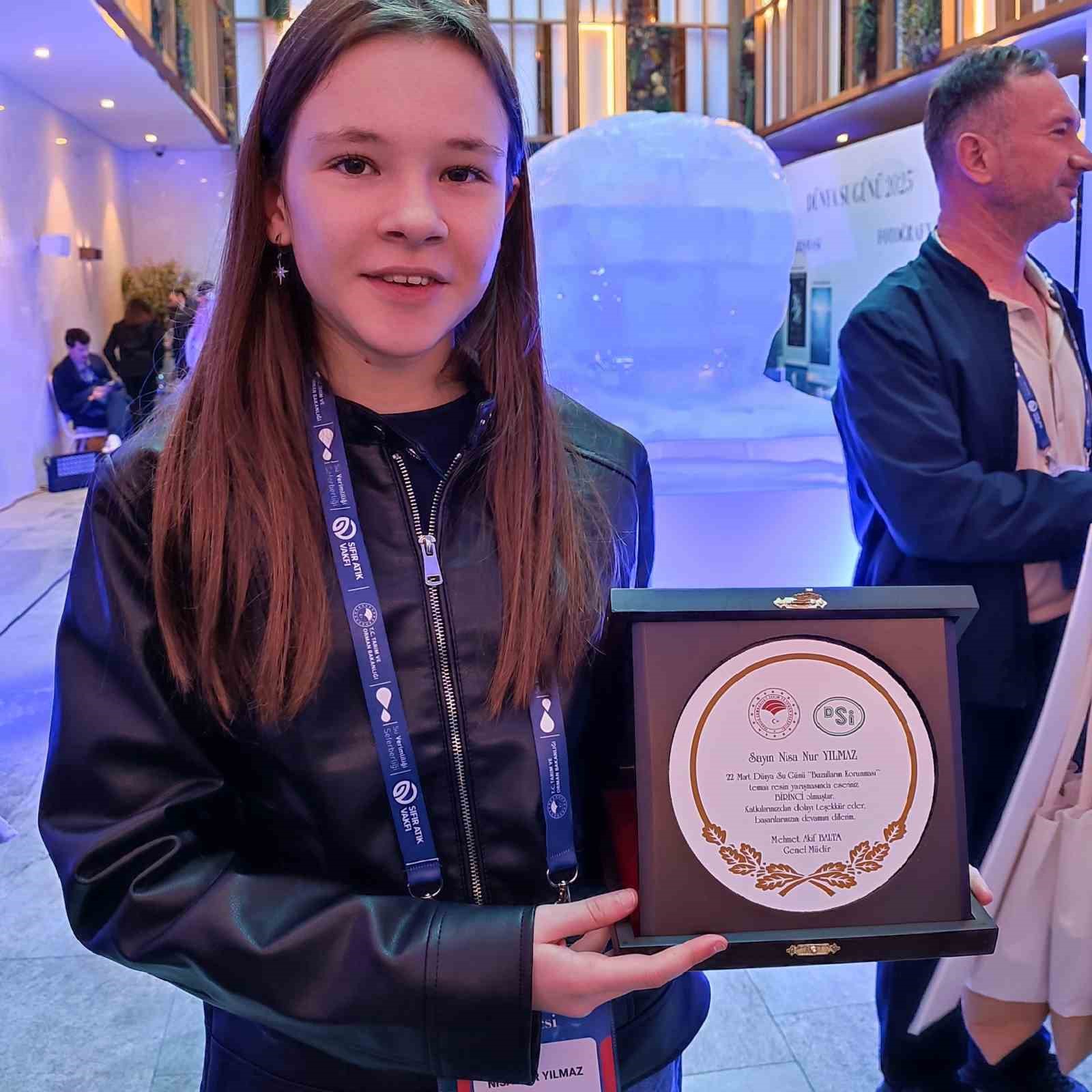 Bandırmalı &ouml;ğrenci T&uuml;rkiye birincisi oldu
