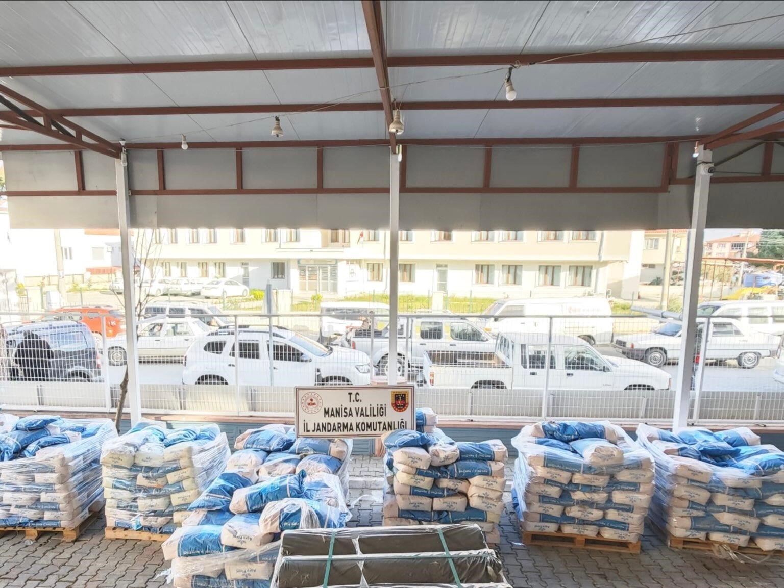 Manisa&rsquo;da 29 ton sahte g&uuml;bre ele ge&ccedil;irildi
