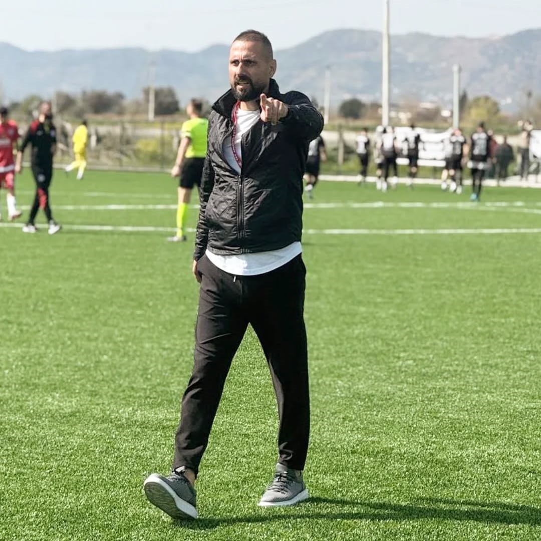 Aydınspor Teknik Direkt&ouml;r&uuml; T&uuml;rkel: "Avantajlı konumdayız"
